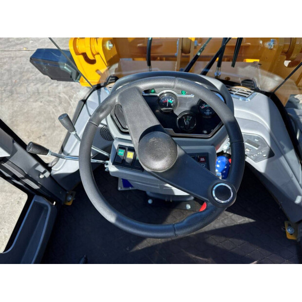 2025 KUL ZL936-46457814