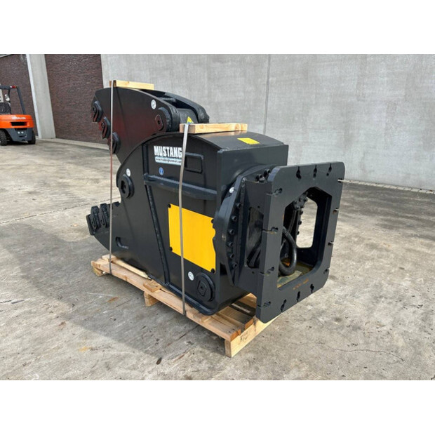 2026 MUSTANG RH20-46457906