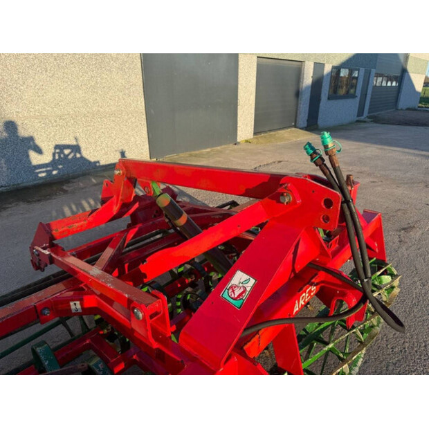 2004 Unia U680-46457985