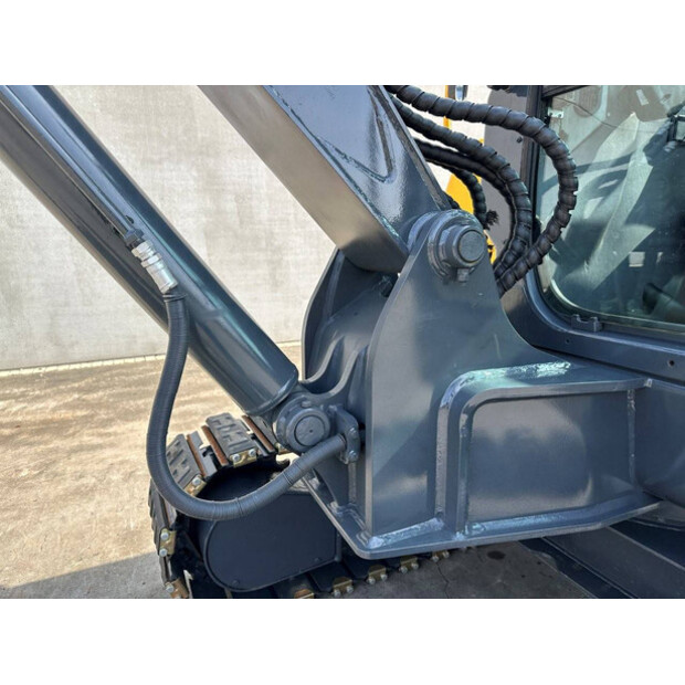 2019 فولفو EC55D-46458156