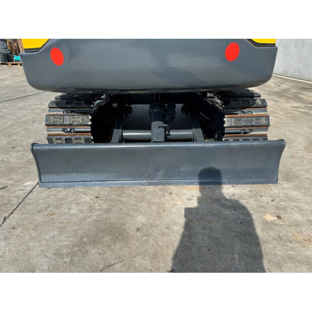 2019 فولفو EC55D-46458163