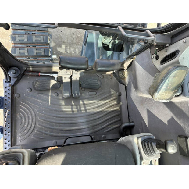 2019 فولفو EC55D-46458176