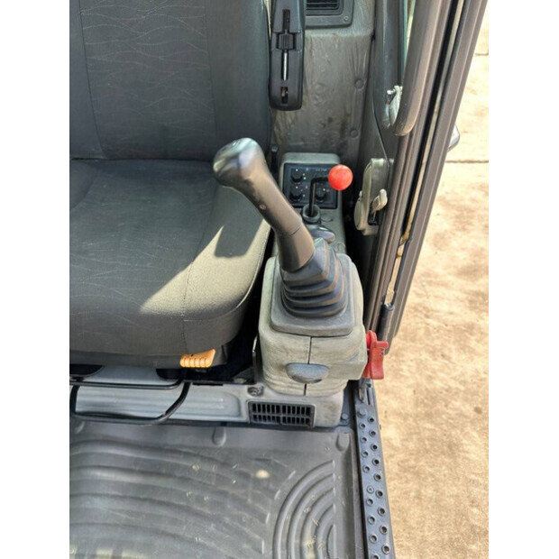 2019 فولفو EC55D-46458177