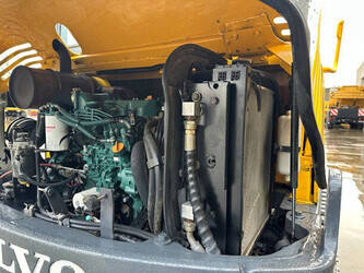 2012-volvo-ec55b-1440355-46458208