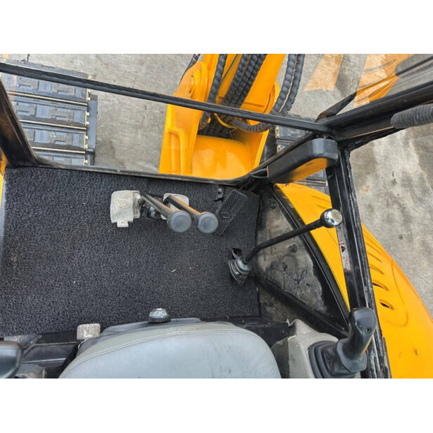 2012 جيه سي بي 8056-46458255