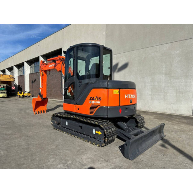 2013 Hitachi ZX60USB-3F-46458307