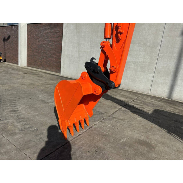 2013 Hitachi ZX60USB-3F-46458309