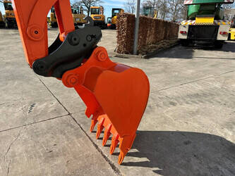 2013-hitachi-zx60usb-3f-1440358-46458311