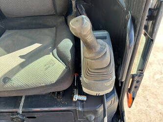 2013-hitachi-zx60usb-3f-1440358-46458338