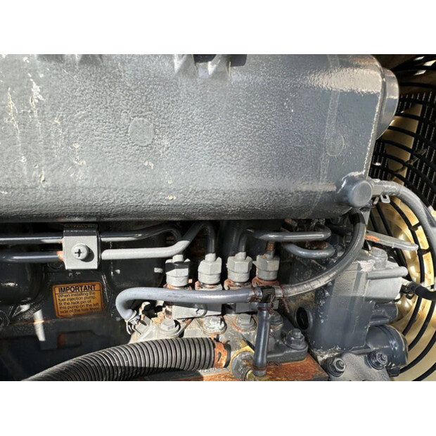 2016 كوماتسو PC56-7-46458370