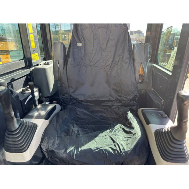 2016 كوماتسو PC56-7-46458379