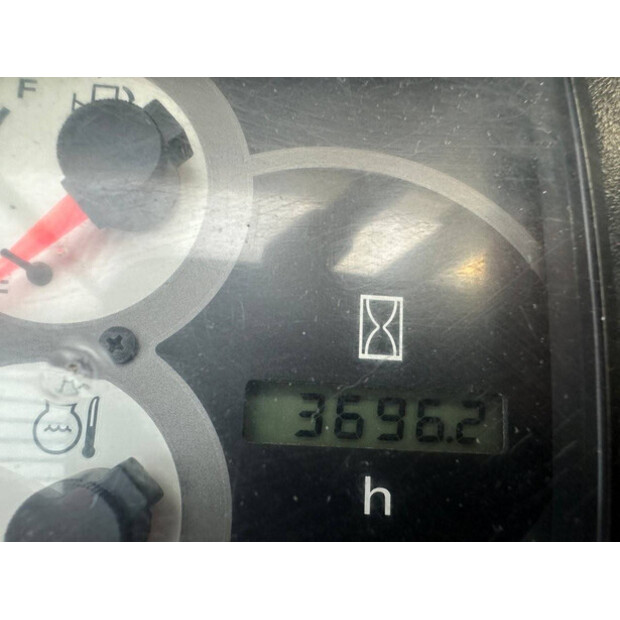 2016 كوماتسو PC56-7-46458380