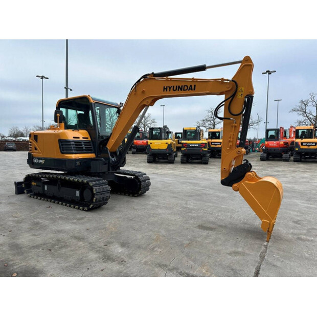 2015 هيونداي R60VS-46458385