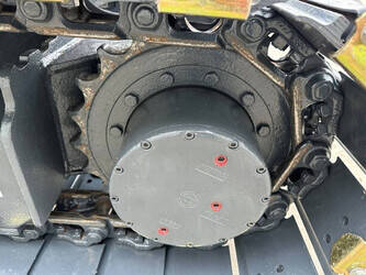 2015-hyundai-r60vs-1440360-46458403