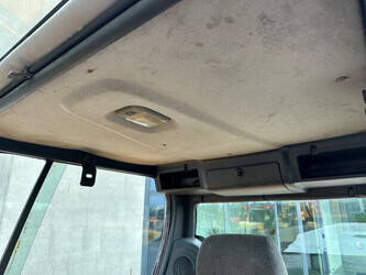 2015-hyundai-r60vs-1440360-46458416