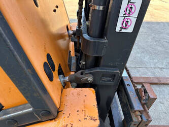 samsung-sf15-1440369-46458823