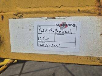 other-1440437-46463272