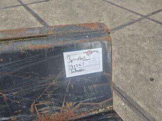 other-1440449-46463382