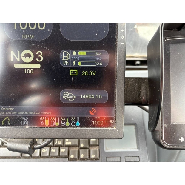 2017 كوماتسو 835-46463401