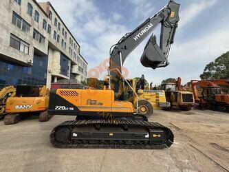 Image for EXCAVATORS 2024 Hyundai 220-9S for Sale in China
