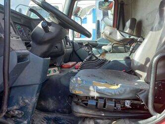 renault-premium-1440560-46472651