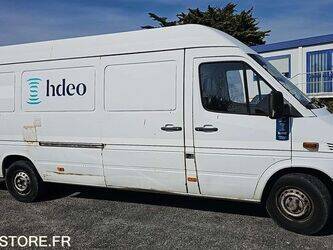 2006-mercedes-benz-sprinter-313-46472656