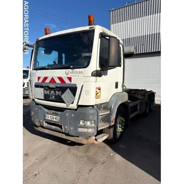 2009 مان 26.364-46472725