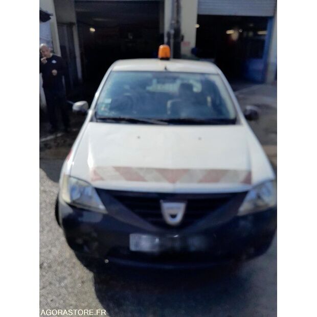 2009 داسيا LOGAN-46472751