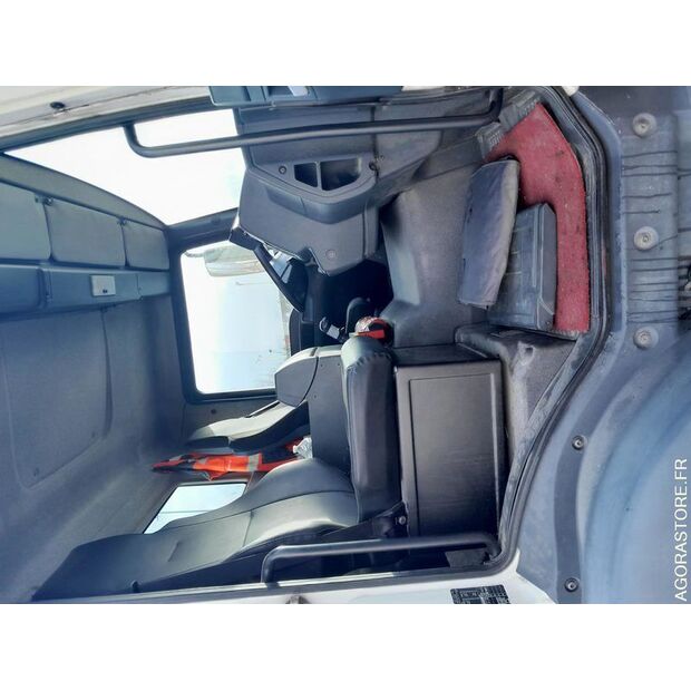 2011 مان 19.290-46472804