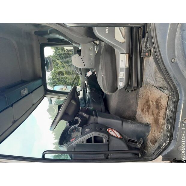 2011 مان 19.290-46472805