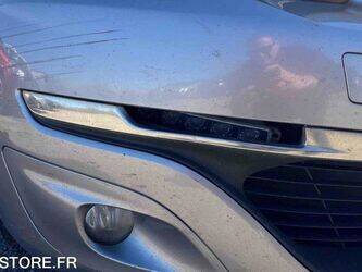 2015-peugeot-308-1440575-46472827