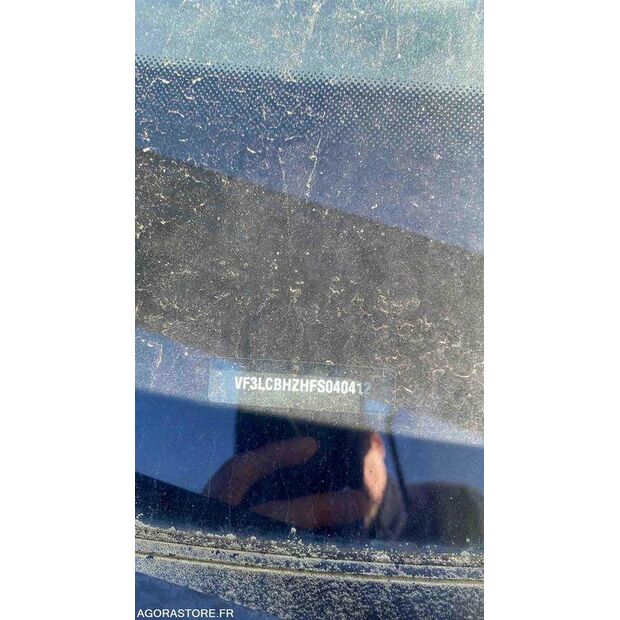 2015 بيجو 308-46472837