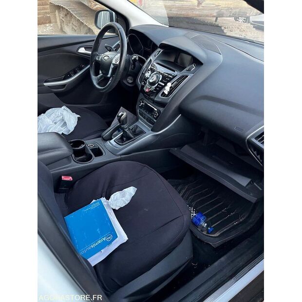 2012 فورد Focus-46472863