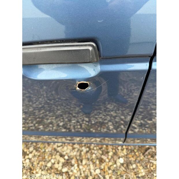 1990 MITSUBISHI Pajero-46472878