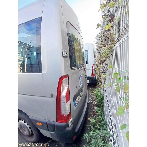 2011 Renault Master-46472900
