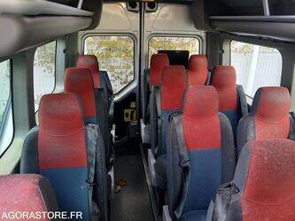 2011-renault-master-1440583-46472901