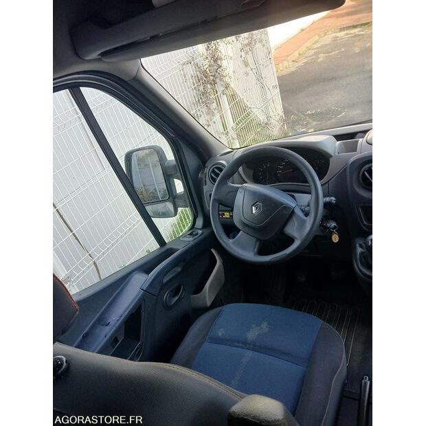 2011 Renault Master-46472903