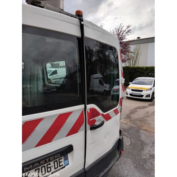 2012 رينو Master-46472960