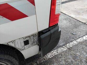 2012-renault-master-1440589-46472961