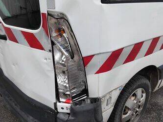 2012-renault-master-1440589-46472962