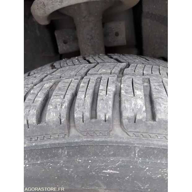 2012 رينو Master-46472964