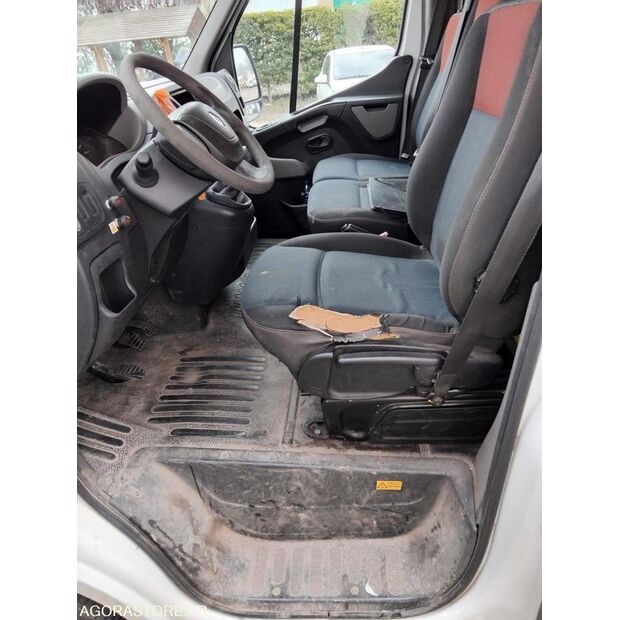 2012 رينو Master-46472971