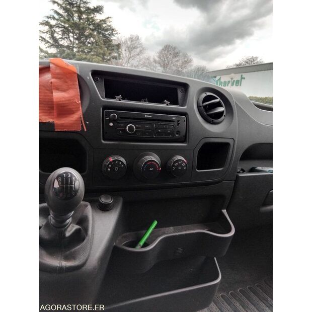 2012 رينو Master-46472974