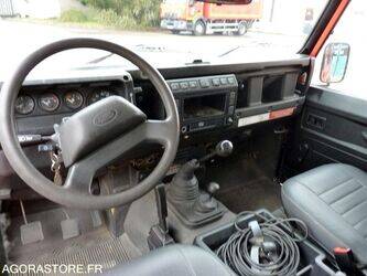 2005-land-rover-defender-1440590-46472988