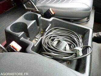 2005-land-rover-defender-1440590-46472990