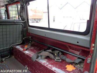 2005-land-rover-defender-1440590-46472995