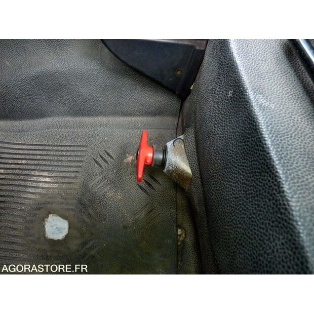 2005 لاند روفر Defender-46472999