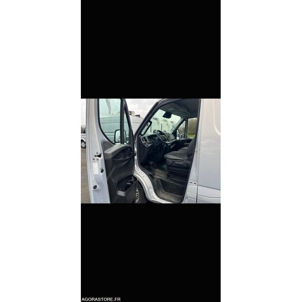 2024 Iveco 35S18-46473016