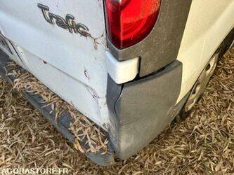 2008-renault-trafic-1440595-46473056