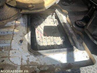 2008-renault-trafic-1440595-46473065